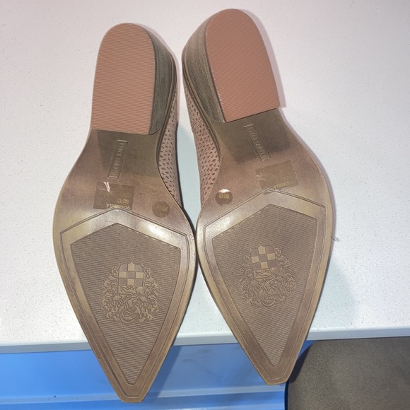 New Vince Camuto booties - Picture 2 of 3